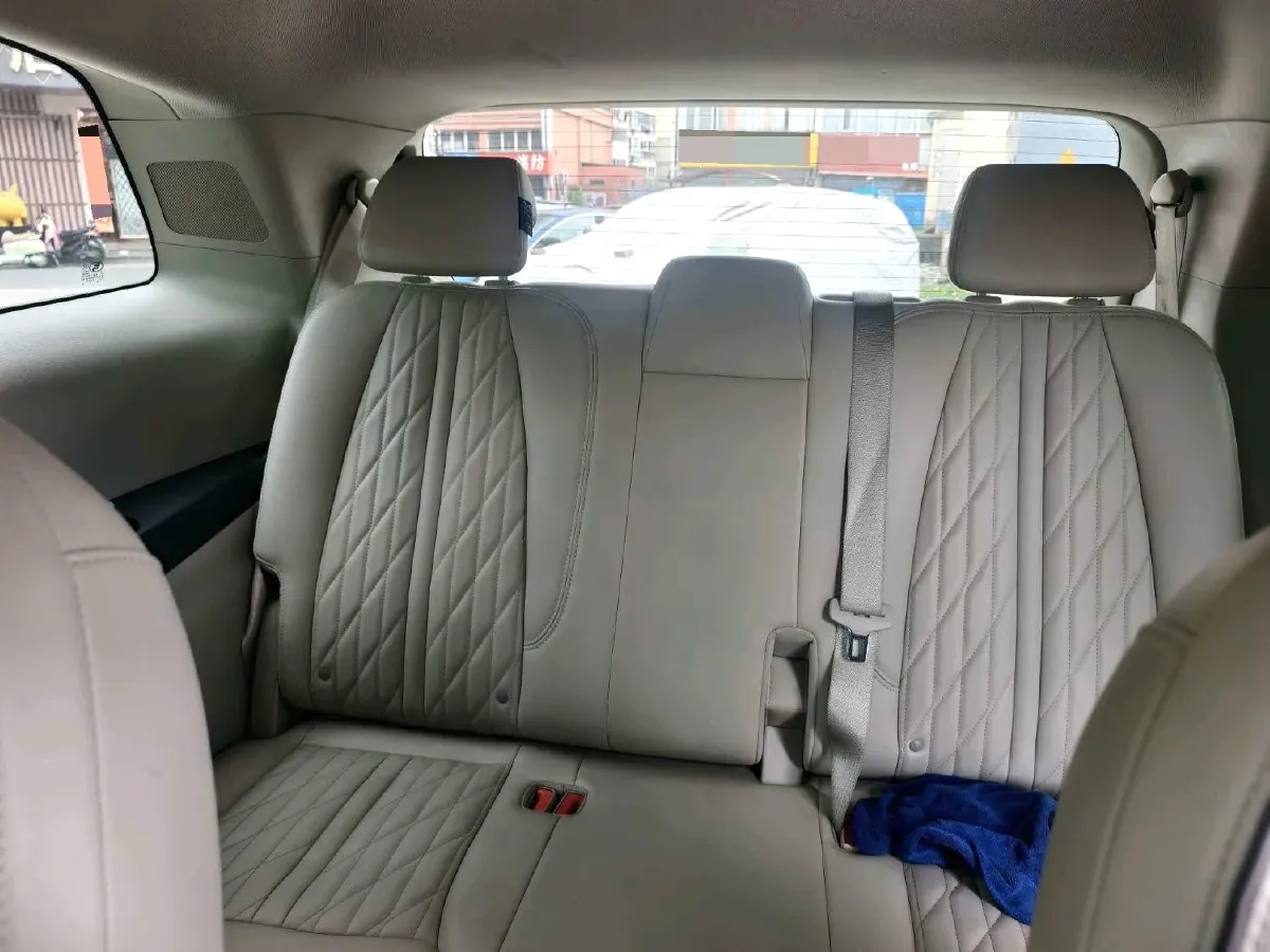 2022 Buick GL8 2.0T 237HP L4 9AT,autocango,china used car exporter,china ev exporter,chinese used car exporter,chinese used ev exporter