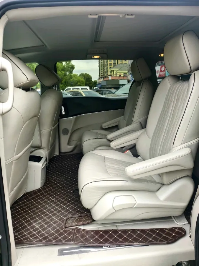 2022 Buick GL8 2.0T 237HP L4 9AT,autocango,china used car exporter,china ev exporter,chinese used car exporter,chinese used ev exporter