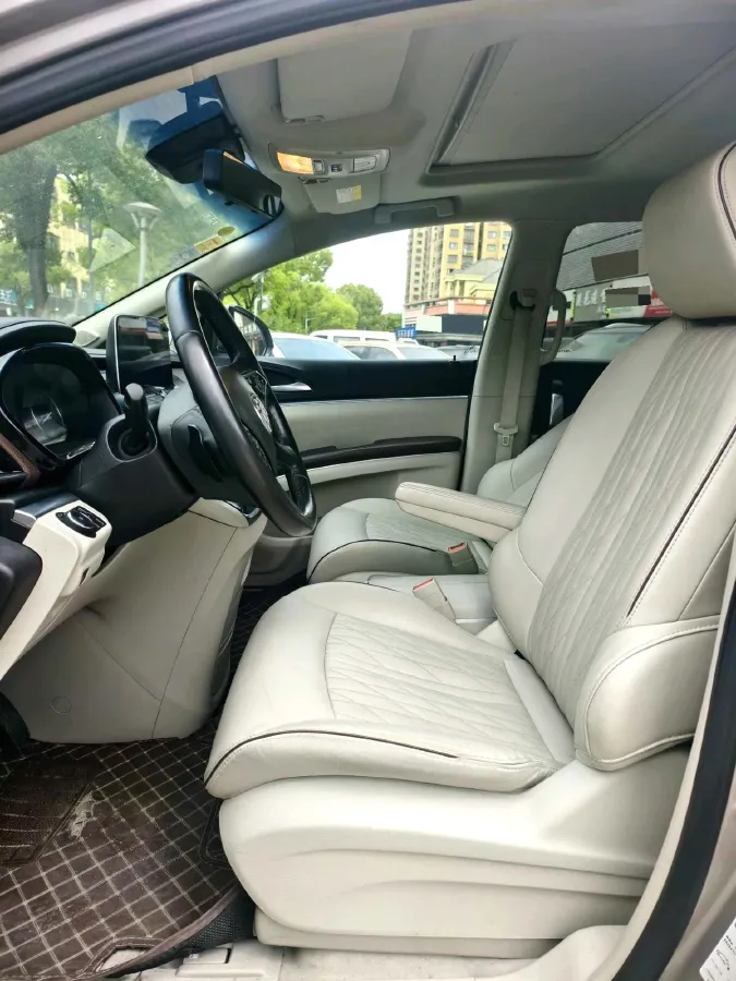 2022 Buick GL8 2.0T 237HP L4 9AT,autocango,china used car exporter,china ev exporter,chinese used car exporter,chinese used ev exporter