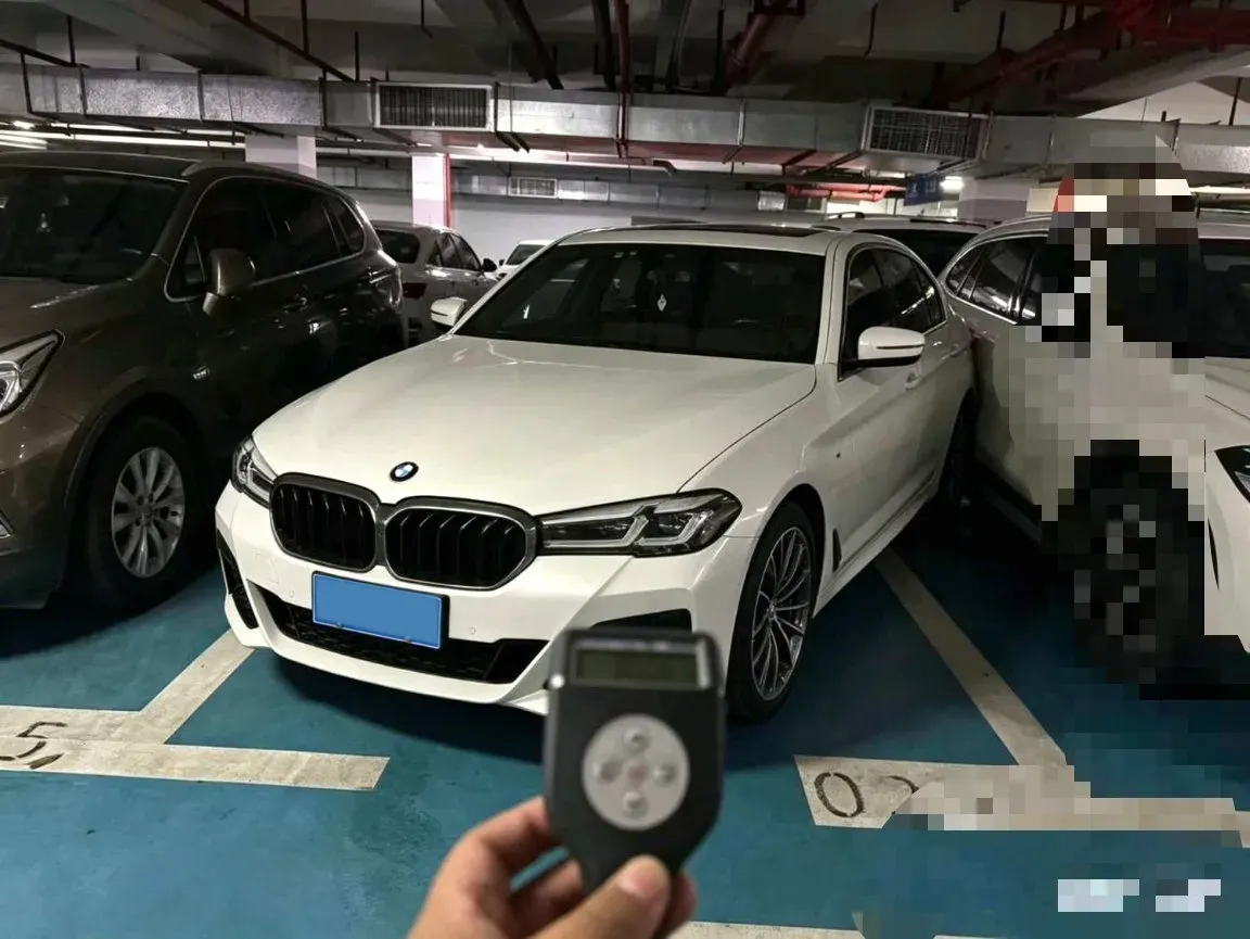 2022 BMW 5 Series 2.0T 252HP L4 8AT,autocango,china used car exporter,china ev exporter,chinese used car exporter,chinese used ev exporter
