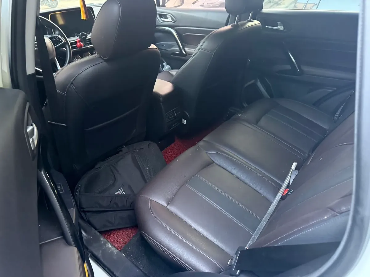 2019 GAC Trumpchi GS4 1.5T 169HP L4 6MT,autocango,china used car exporter,china ev exporter,chinese used car exporter,chinese used ev exporter