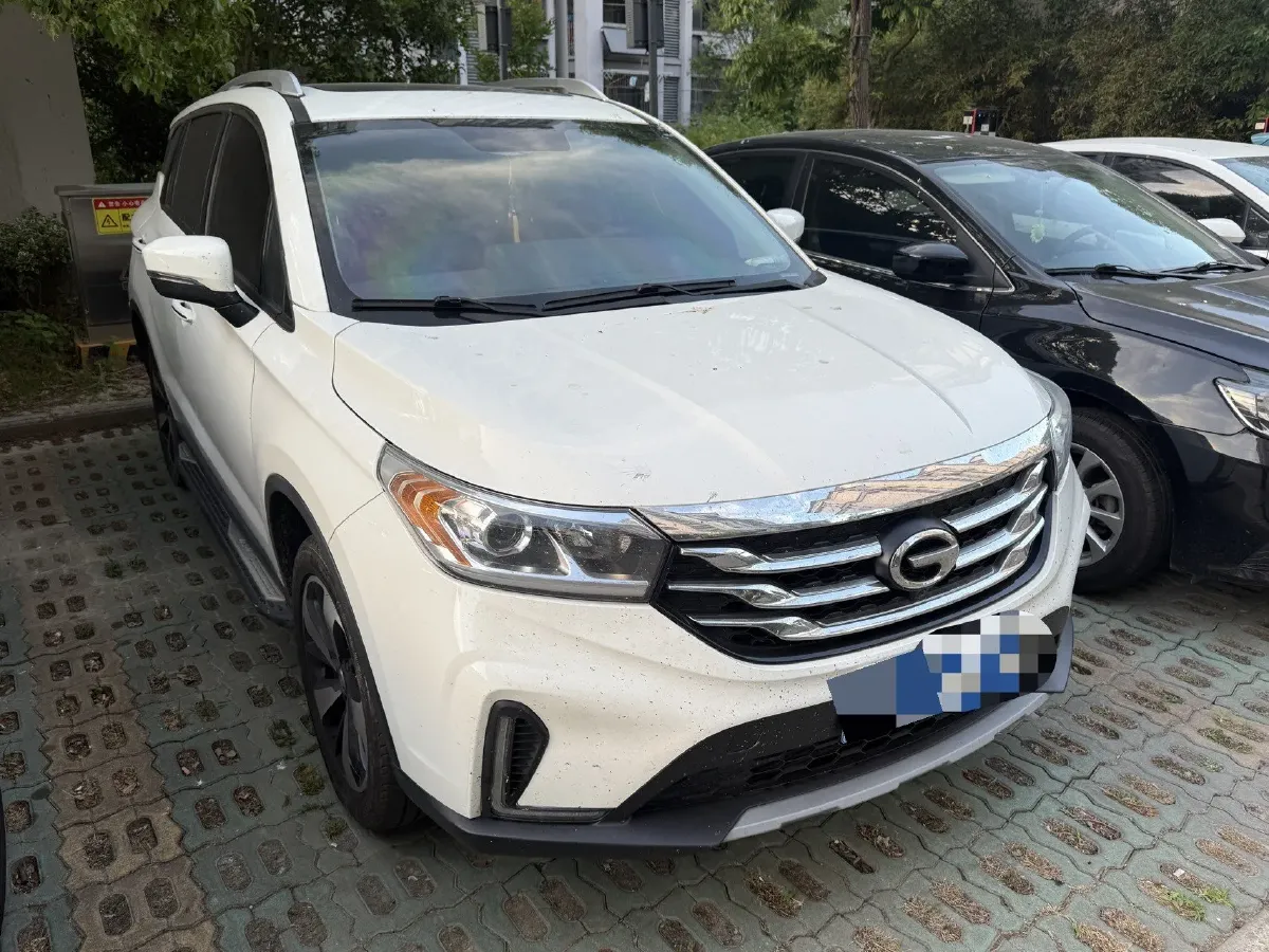 2019 GAC Trumpchi GS4 1.5T 169HP L4 6MT,autocango,china used car exporter,china ev exporter,chinese used car exporter,chinese used ev exporter