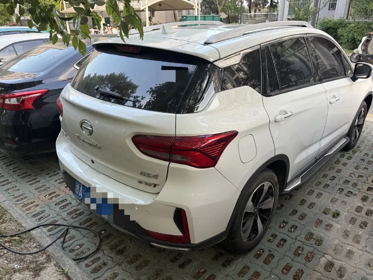 2019 GAC Trumpchi GS4 1.5T 169HP L4 6MT,autocango,china used car exporter,china ev exporter,chinese used car exporter,chinese used ev exporter