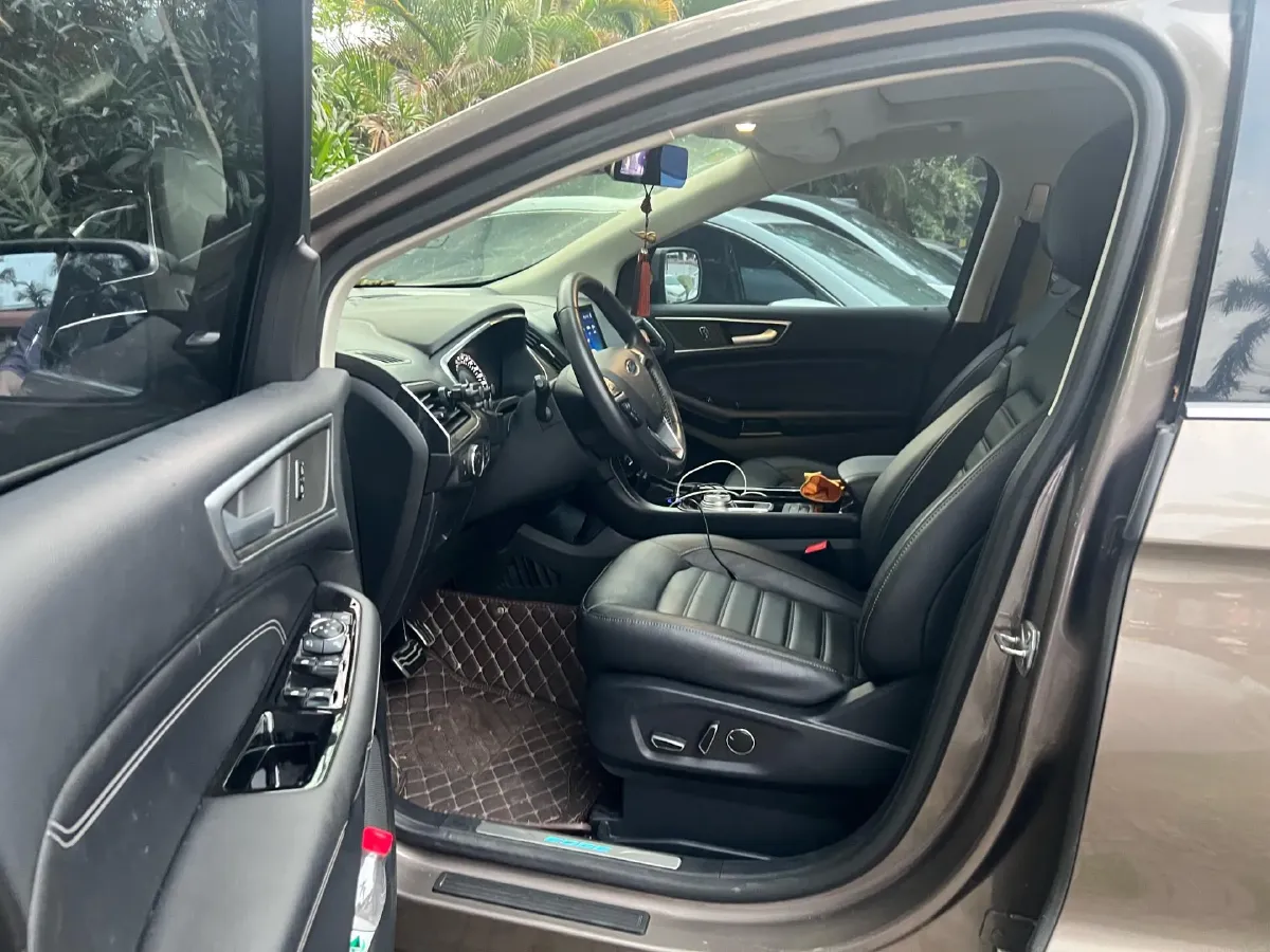 2020 Ford Edge 2.0T 245HP L4 8AT,autocango,china used car exporter,china ev exporter,chinese used car exporter,chinese used ev exporter