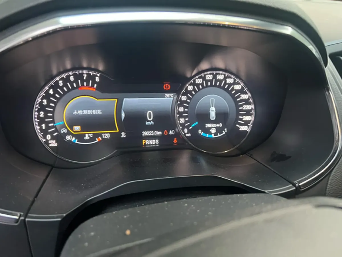 2020 Ford Edge 2.0T 245HP L4 8AT,autocango,china used car exporter,china ev exporter,chinese used car exporter,chinese used ev exporter