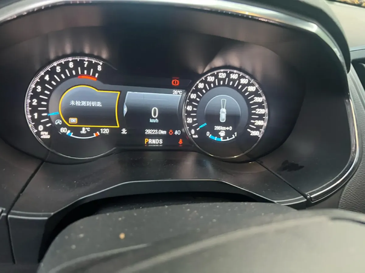 2020 Ford Edge 2.0T 245HP L4 8AT,autocango,china used car exporter,china ev exporter,chinese used car exporter,chinese used ev exporter