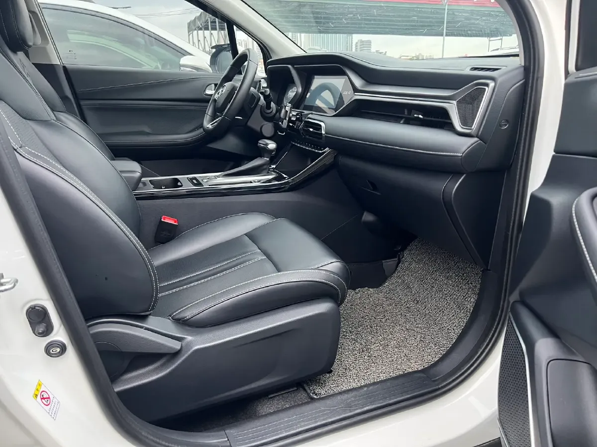 2022 GAC Trumpchi GS4 1.5T 169HP L4 6AT,autocango,china used car exporter,china ev exporter,chinese used car exporter,chinese used ev exporter