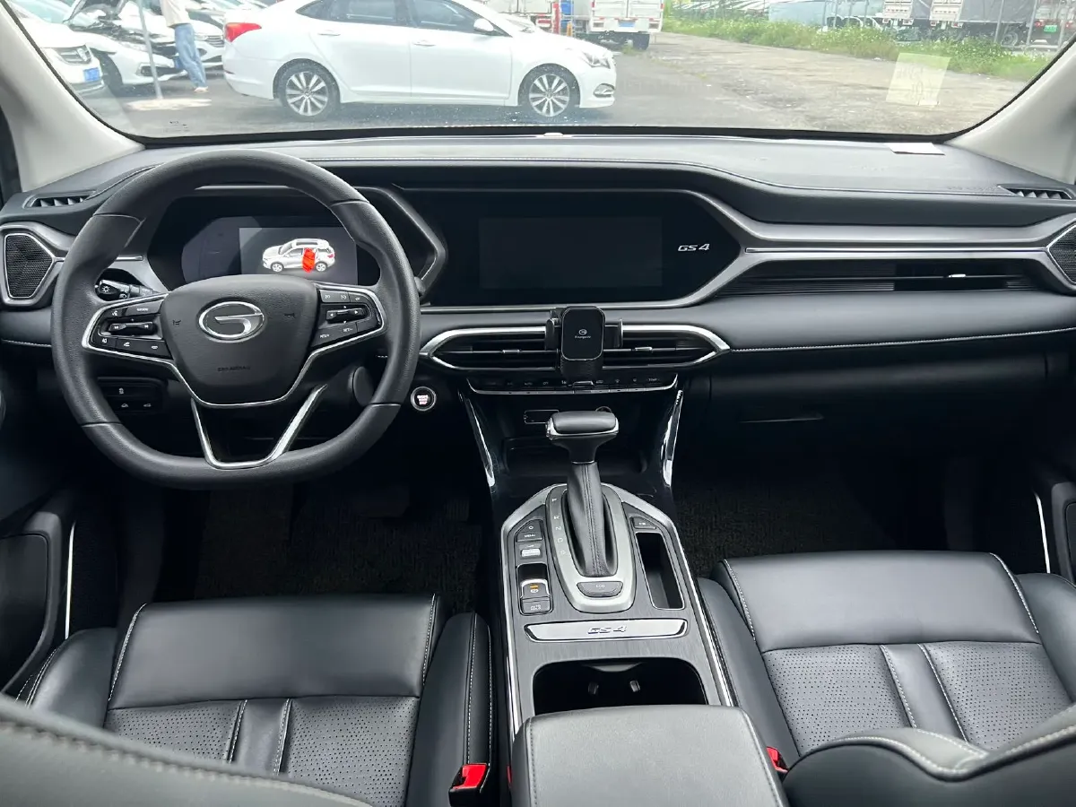 2022 GAC Trumpchi GS4 1.5T 169HP L4 6AT,autocango,china used car exporter,china ev exporter,chinese used car exporter,chinese used ev exporter