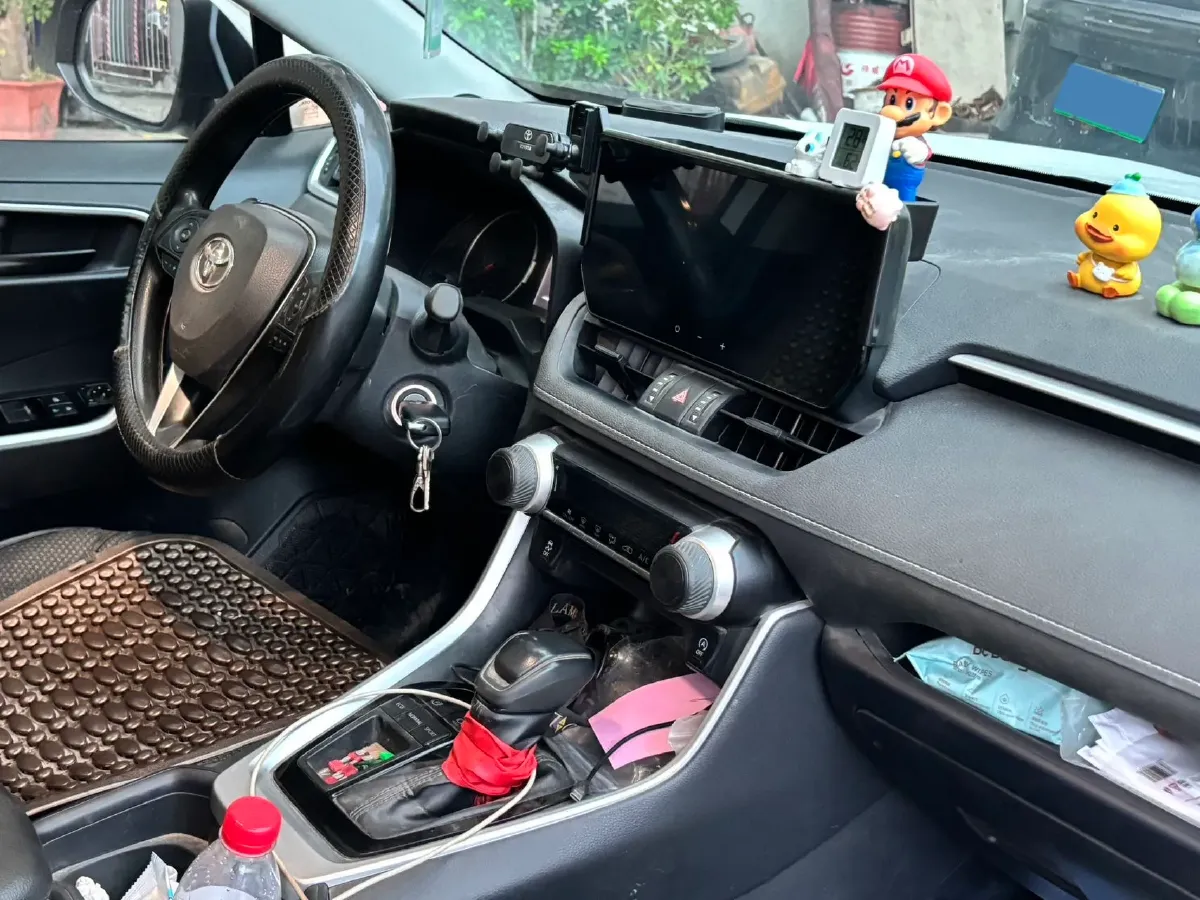 2024 Toyota RAV4 2.0L 171HP L4 CVT,autocango,china used car exporter,china ev exporter,chinese used car exporter,chinese used ev exporter