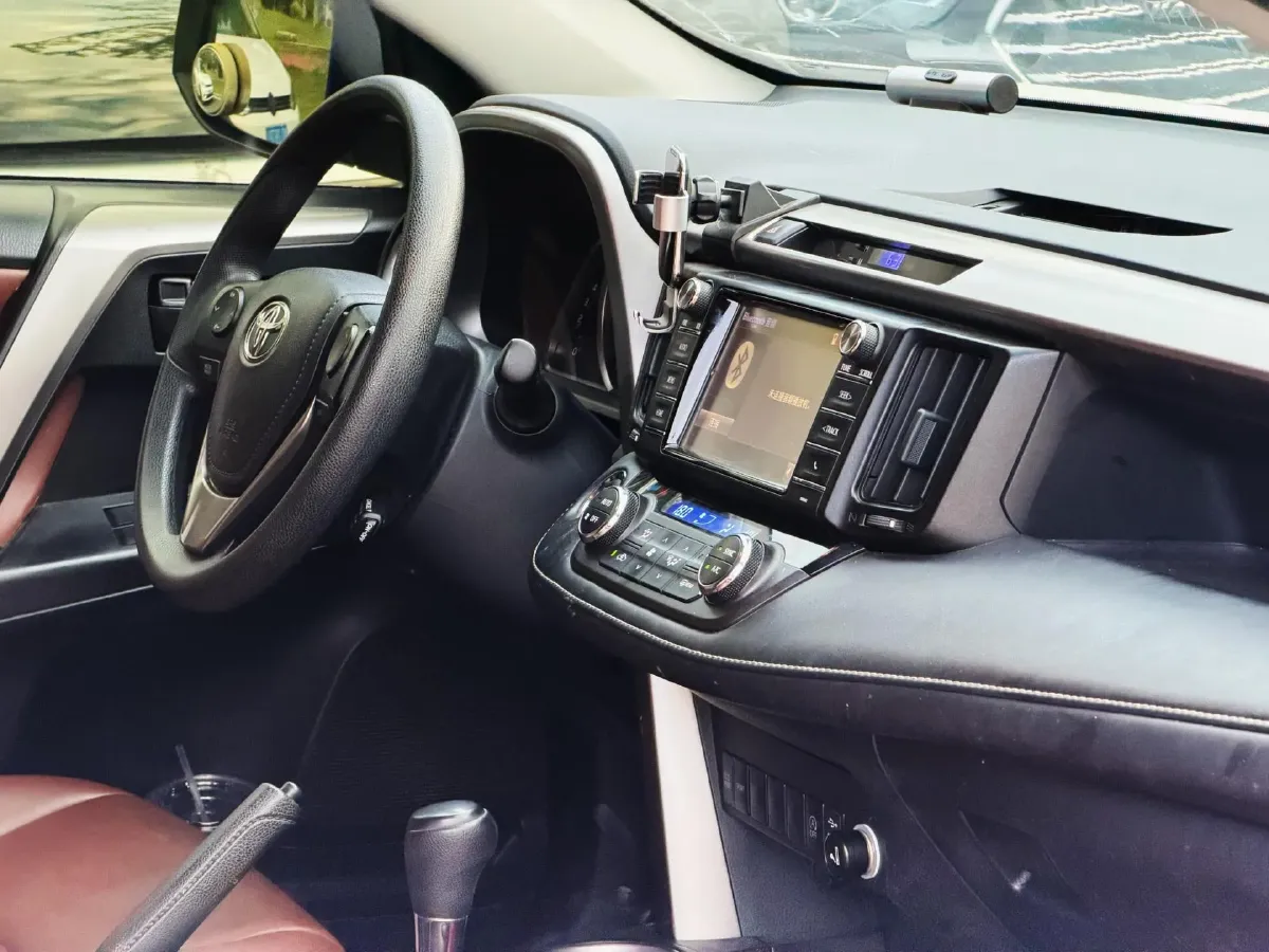 2018 Toyota RAV4 2.0L 151HP L4 CVT,autocango,china used car exporter,china ev exporter,chinese used car exporter,chinese used ev exporter