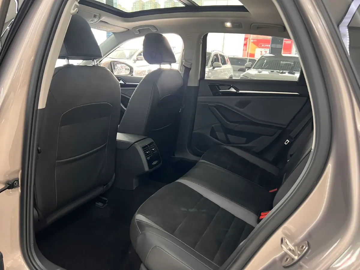2021 Volkswagen Sagitar 1.4T 150HP L4 7DCT,autocango,china used car exporter,china ev exporter,chinese used car exporter,chinese used ev exporter