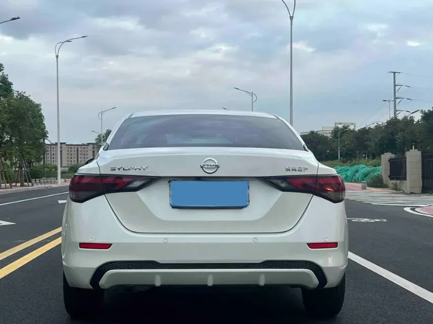 2021 Nissan Sylphy 1.6L 135HP L4 CVT,autocango,china used car exporter,china ev exporter,chinese used car exporter,chinese used ev exporter