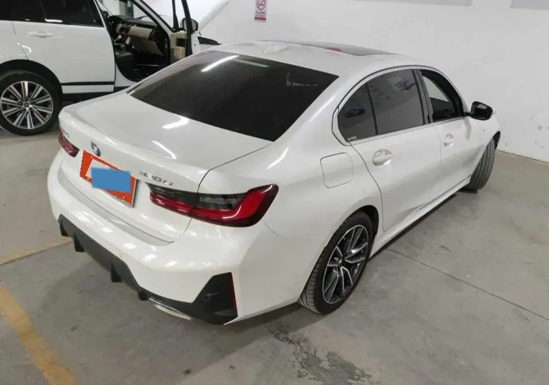 2023 BMW 3 Series 2.0T 156HP L4 8AT,autocango,china used car exporter,china ev exporter,chinese used car exporter,chinese used ev exporter