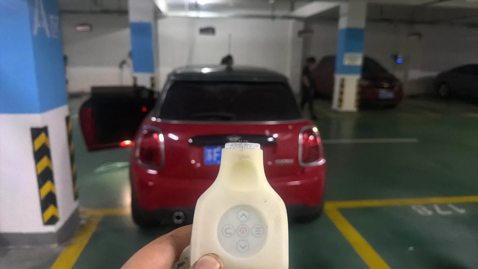 2021 MINI MINI 1.5T 136HP L3 7DCT,autocango,china used car exporter,china ev exporter,chinese used car exporter,chinese used ev exporter