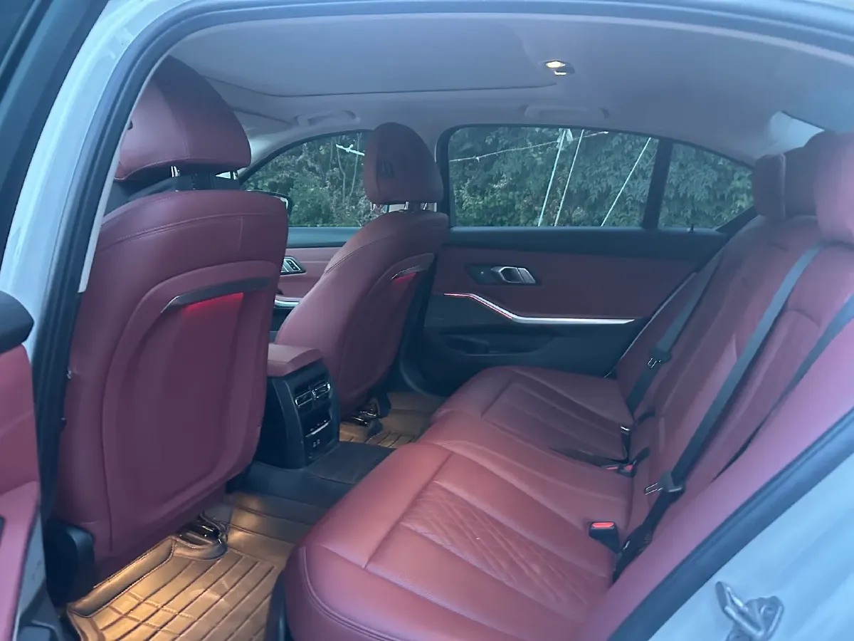 2024 BMW 3 Series 2.0T 184HP L4 8AT,autocango,china used car exporter,china ev exporter,chinese used car exporter,chinese used ev exporter
