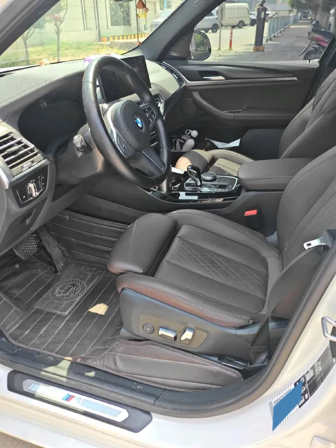2023 BMW X3 2.0T 245HP L4 8AT,autocango,china used car exporter,china ev exporter,chinese used car exporter,chinese used ev exporter
