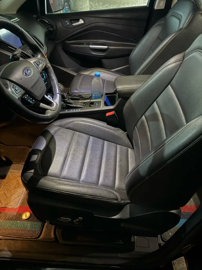 2019 Ford Kuga 1.5T 182HP L4 6AT,autocango,china used car exporter,china ev exporter,chinese used car exporter,chinese used ev exporter