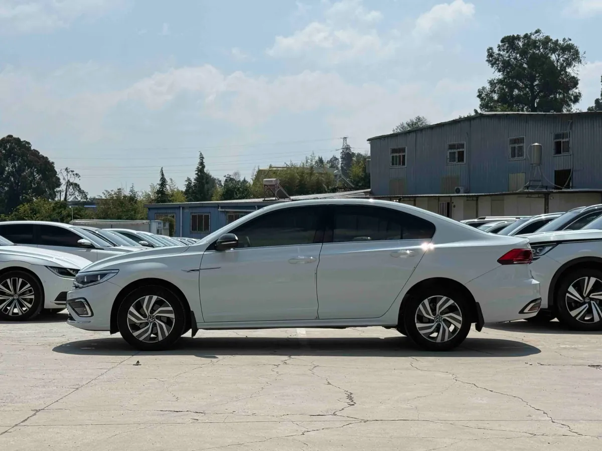 2023 Volkswagen Bora 1.2T 116HP L4 7DCT,autocango,china used car exporter,china ev exporter,chinese used car exporter,chinese used ev exporter