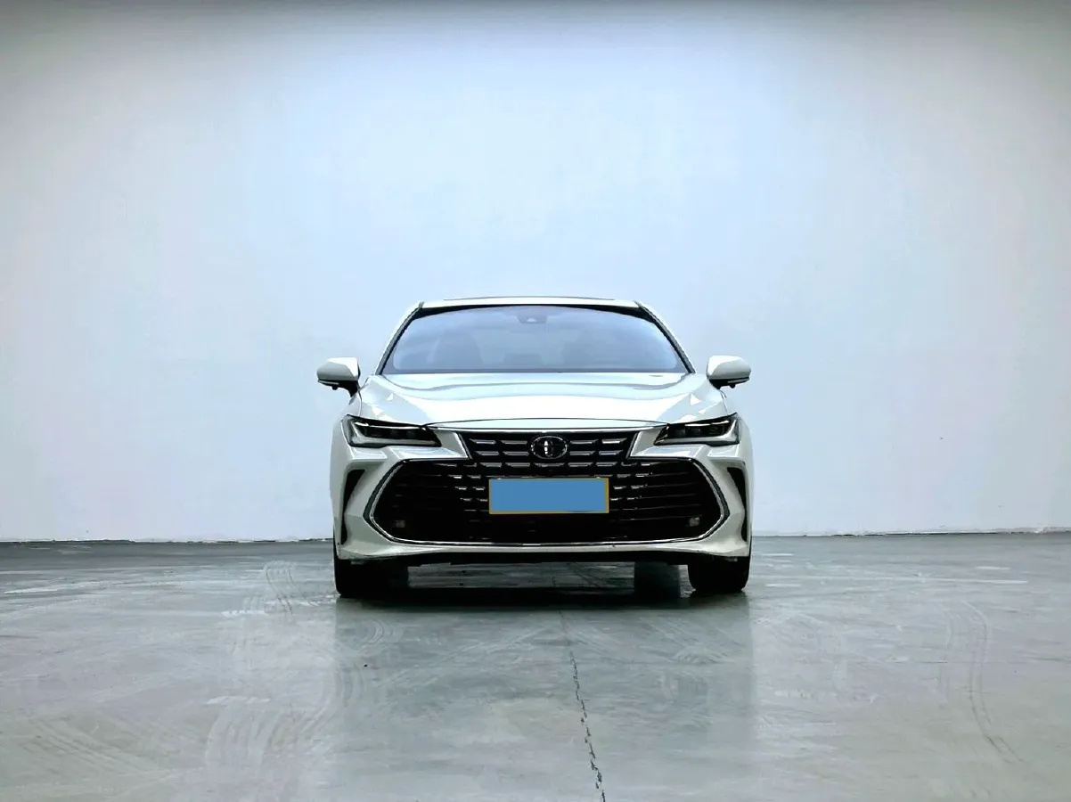 2022 Toyota Avalon 2.0L 178HP L4 CVT,autocango,china used car exporter,china ev exporter,chinese used car exporter,chinese used ev exporter