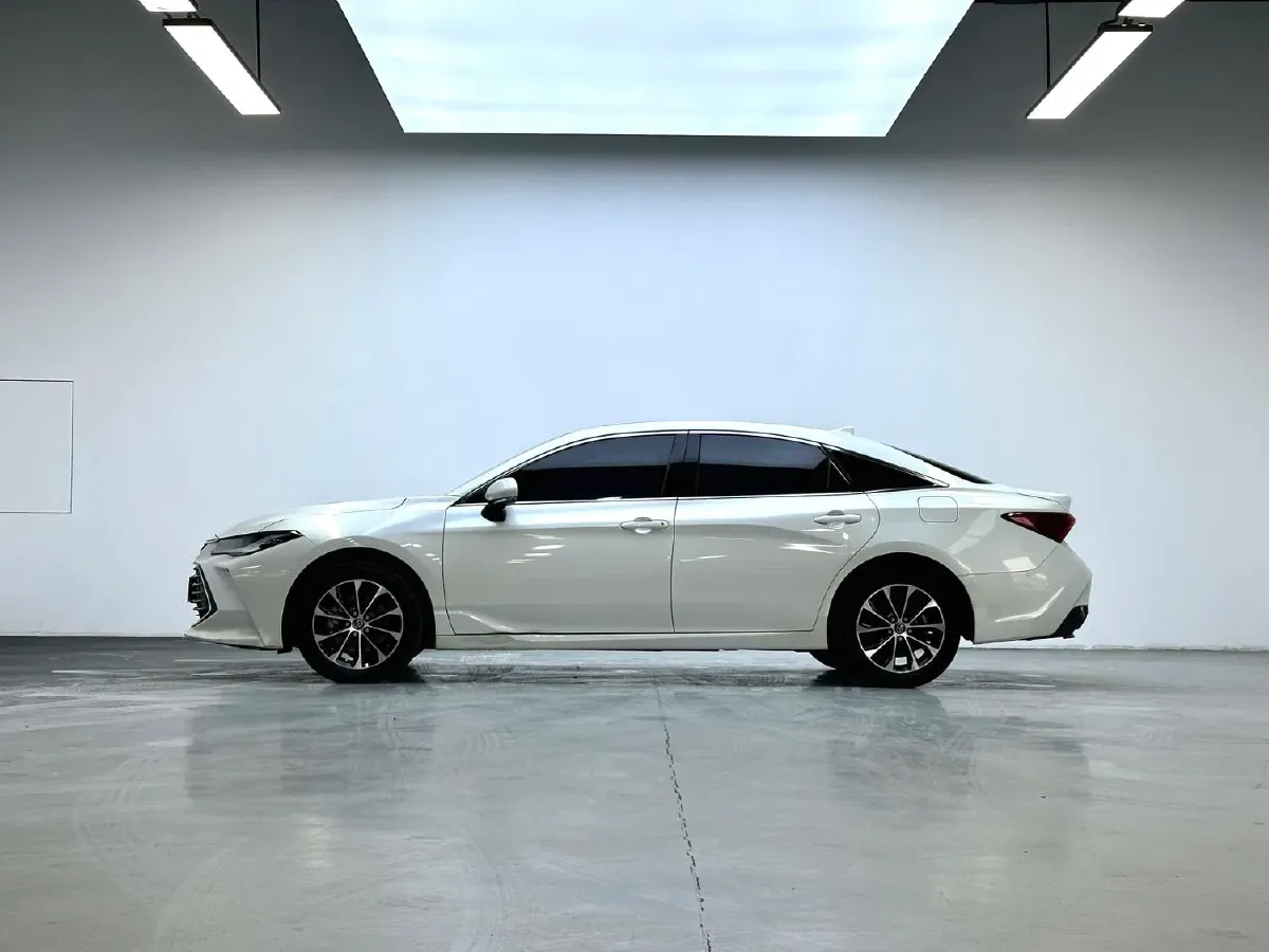 2022 Toyota Avalon 2.0L 178HP L4 CVT,autocango,china used car exporter,china ev exporter,chinese used car exporter,chinese used ev exporter