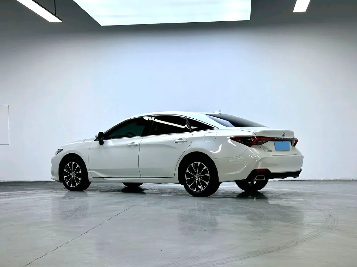 2022 Toyota Avalon 2.0L 178HP L4 CVT,autocango,china used car exporter,china ev exporter,chinese used car exporter,chinese used ev exporter