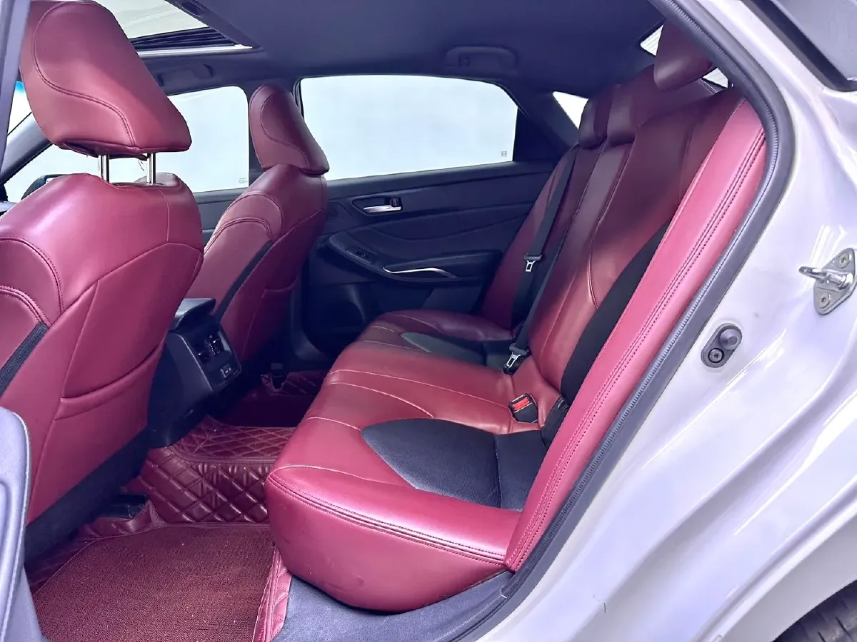 2022 Toyota Avalon 2.0L 178HP L4 CVT,autocango,china used car exporter,china ev exporter,chinese used car exporter,chinese used ev exporter