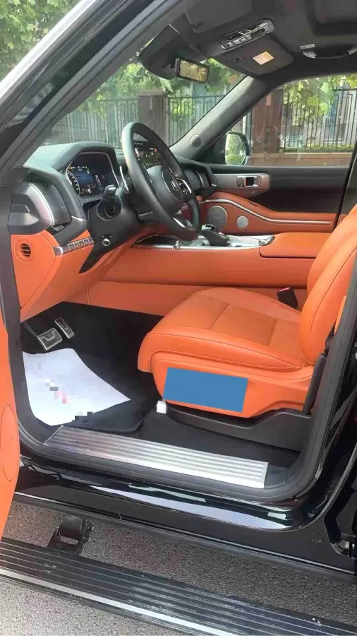 2024 Tank 700 3.0T 360HP V6 9AT PHEV 37.1KWH,autocango,china used car exporter,china ev exporter,chinese used car exporter,chinese used ev exporter