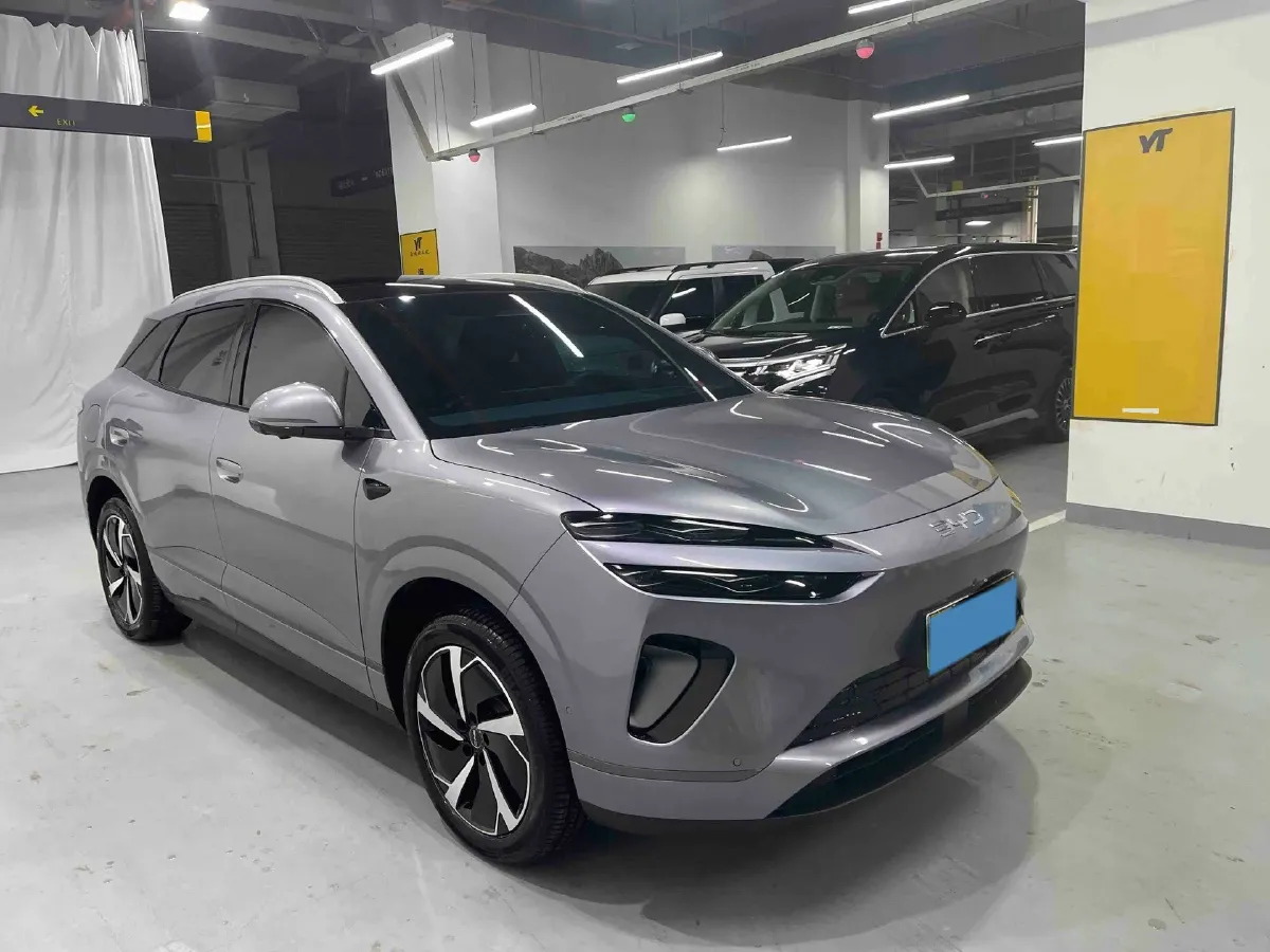 2025 LanDian E5 PLUS 1.5L 95HP L4 E-CVT PHEV,autocango,china used car exporter,china ev exporter,chinese used car exporter,chinese used ev exporter