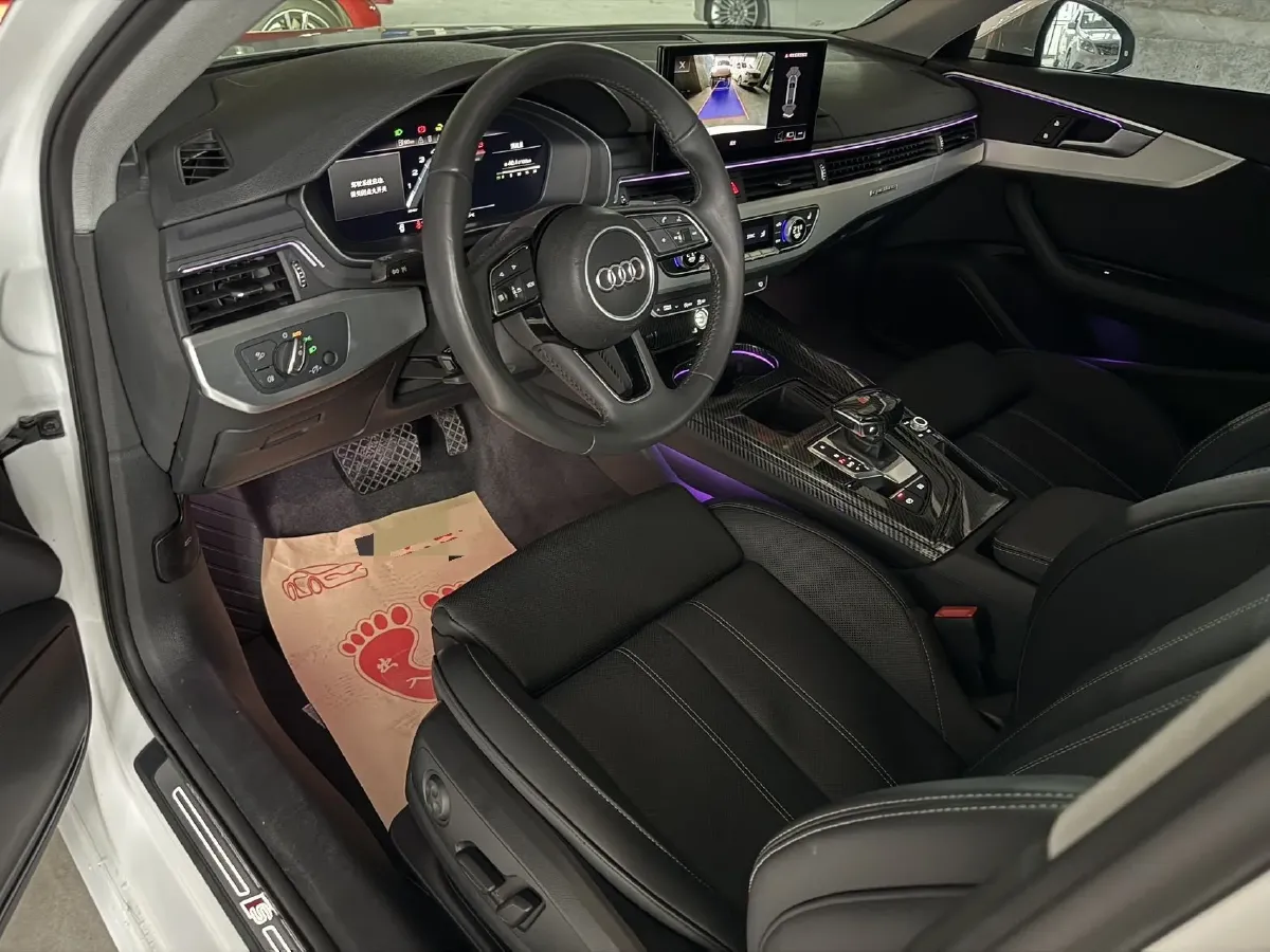 2020 Audi A4L 2.0T 190HP L4 7DCT,autocango,china used car exporter,china ev exporter,chinese used car exporter,chinese used ev exporter