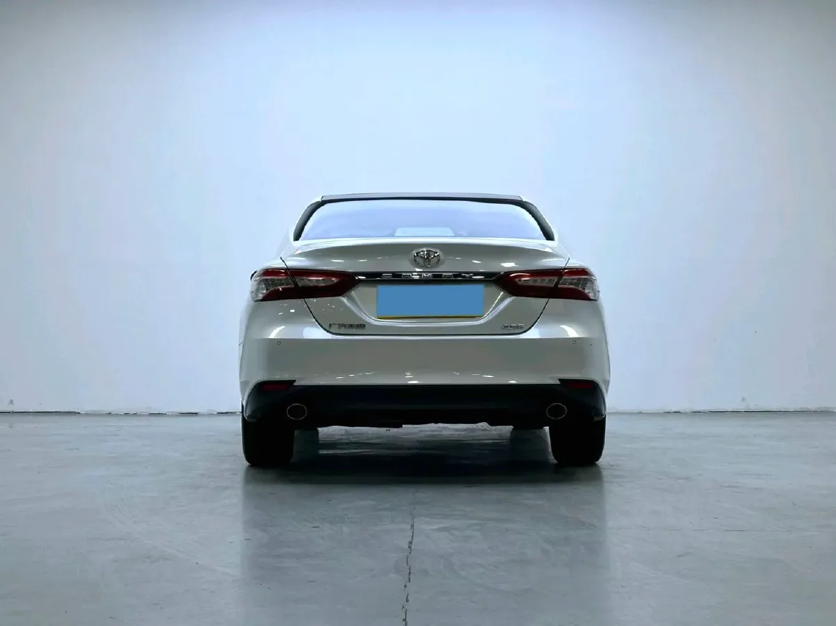 2019 Toyota Camry 2.5L 209HP L4 8AT,autocango,china used car exporter,china ev exporter,chinese used car exporter,chinese used ev exporter
