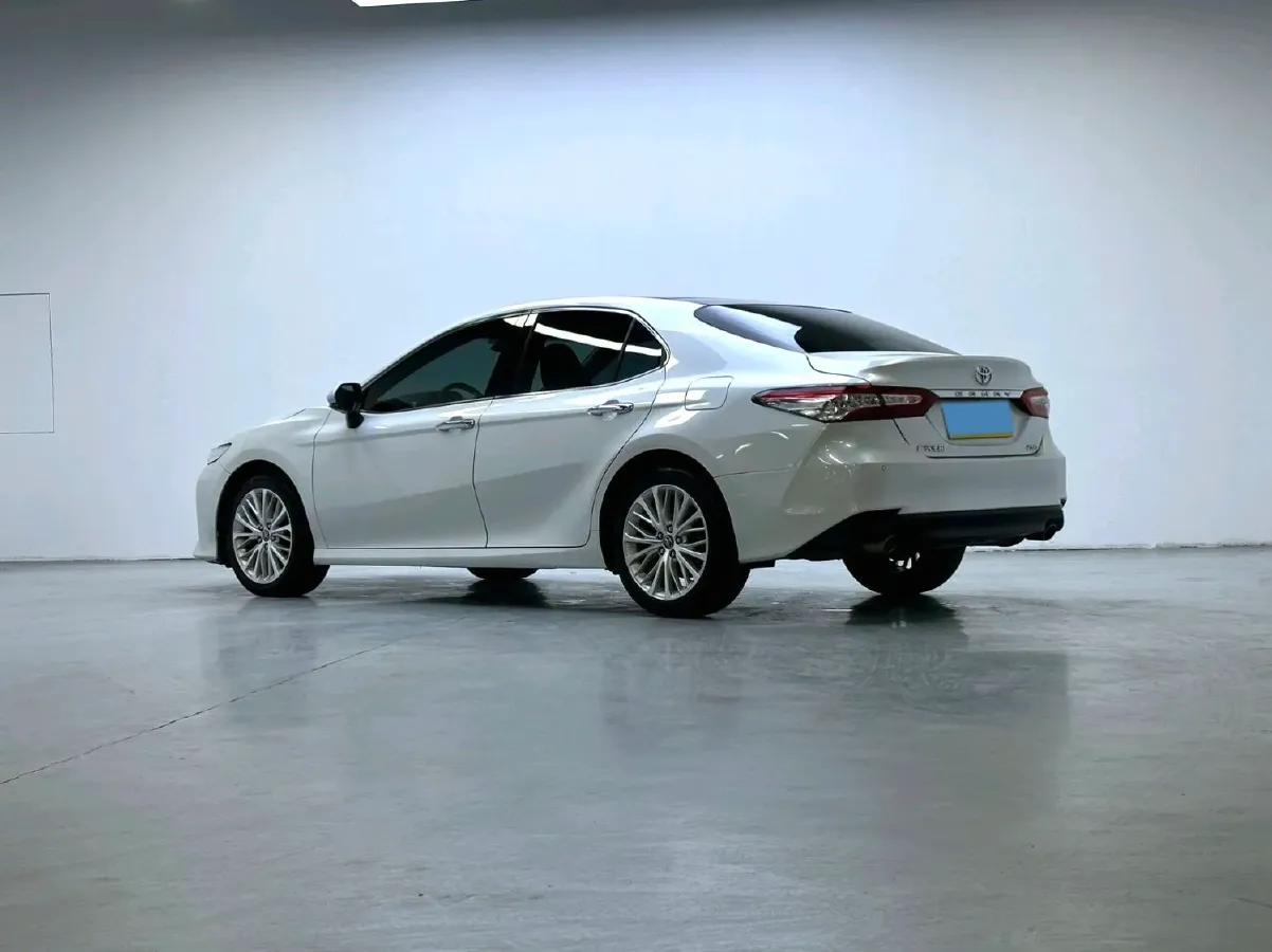 2019 Toyota Camry 2.5L 209HP L4 8AT,autocango,china used car exporter,china ev exporter,chinese used car exporter,chinese used ev exporter