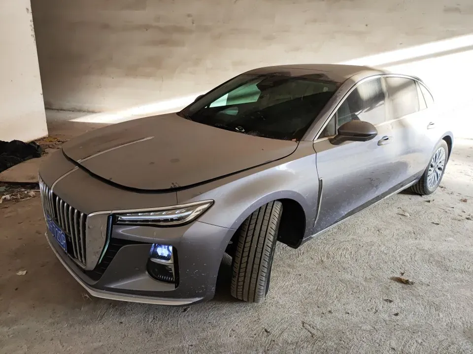 2023 HongQi H5 2.0T 224HP L4 8AT,autocango,china used car exporter,china ev exporter,chinese used car exporter,chinese used ev exporter