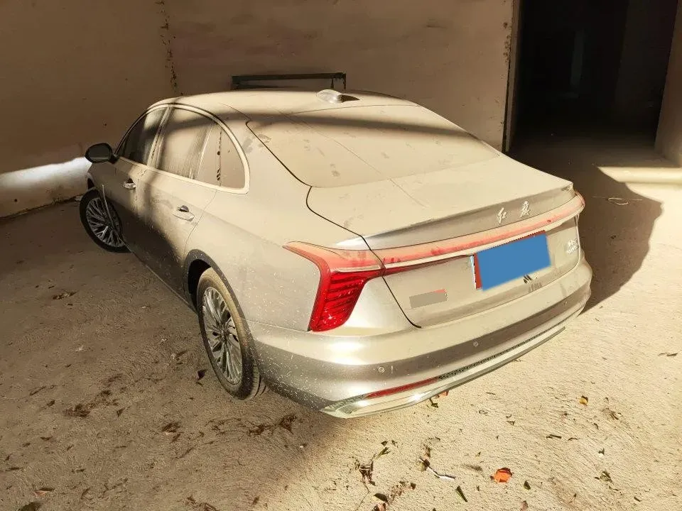 2023 HongQi H5 2.0T 224HP L4 8AT,autocango,china used car exporter,china ev exporter,chinese used car exporter,chinese used ev exporter