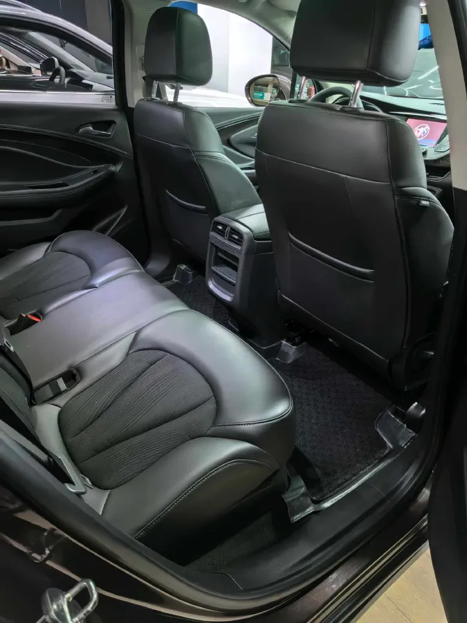 2020 Buick EnvisionPlus 1.5T 169HP L4 7DCT,autocango,china used car exporter,china ev exporter,chinese used car exporter,chinese used ev exporter