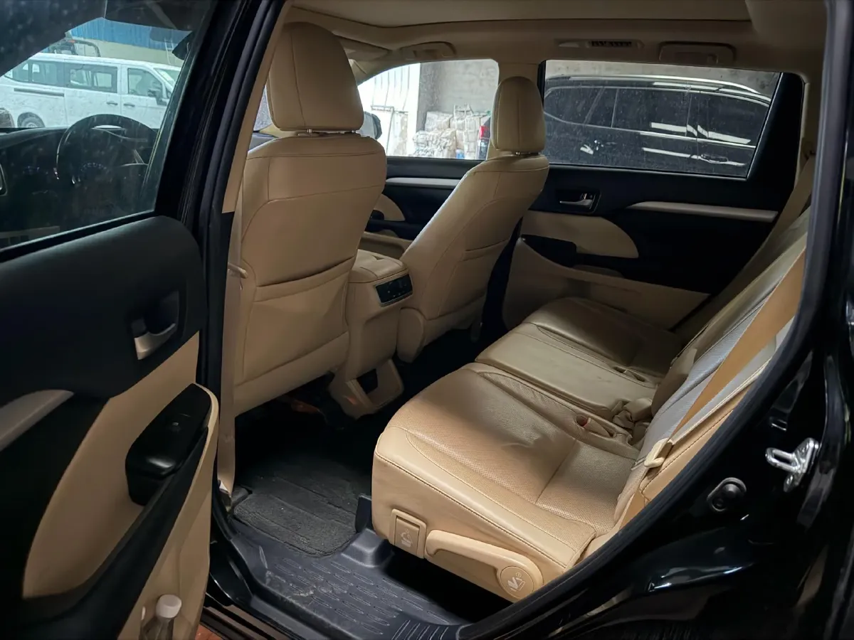 2019 Lincoln MKC 2.0T 203HP L4 6AT,autocango,china used car exporter,china ev exporter,chinese used car exporter,chinese used ev exporter