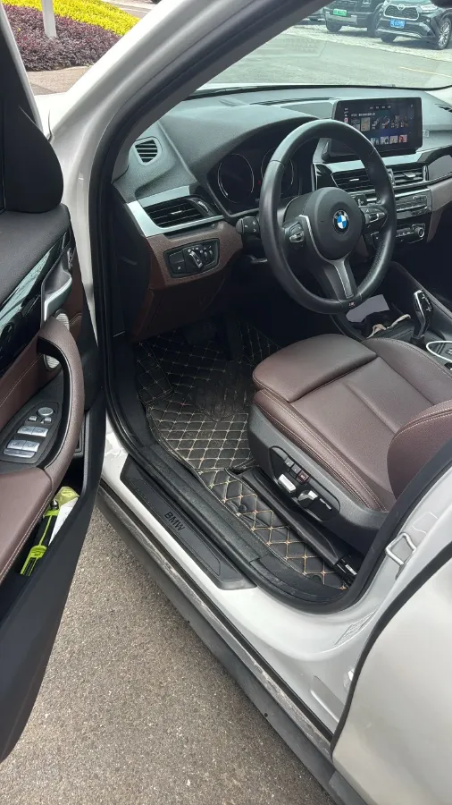 2022 BMW X1 2.0T 192HP L4 7DCT,autocango,china used car exporter,china ev exporter,chinese used car exporter,chinese used ev exporter