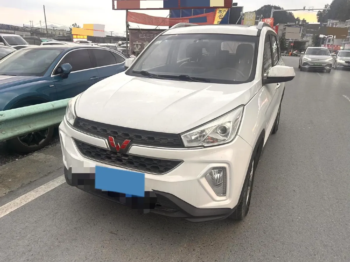 2018 WuLing HongGuang S3 1.5L 112HP L4 6MT,autocango,china used car exporter,china ev exporter,chinese used car exporter,chinese used ev exporter