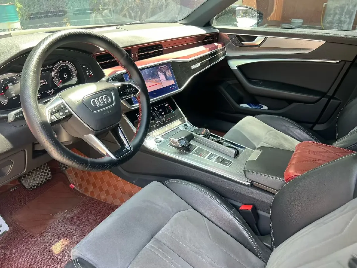 2021 Audi A6L 2.0T 224HP L4 7DCT,autocango,china used car exporter,china ev exporter,chinese used car exporter,chinese used ev exporter