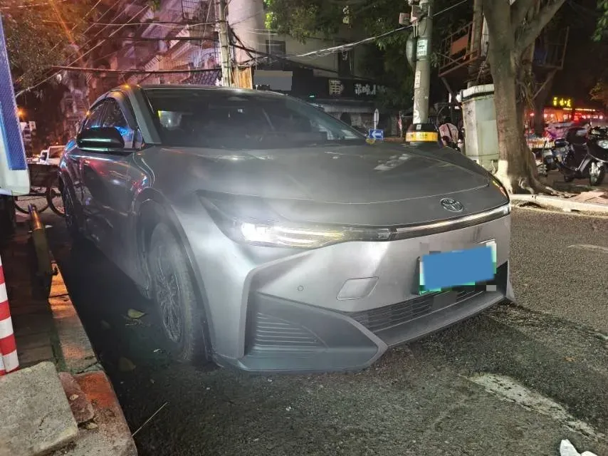 2023 Toyota bZ3 BEV 49.92KWH,autocango,china used car exporter,china ev exporter,chinese used car exporter,chinese used ev exporter