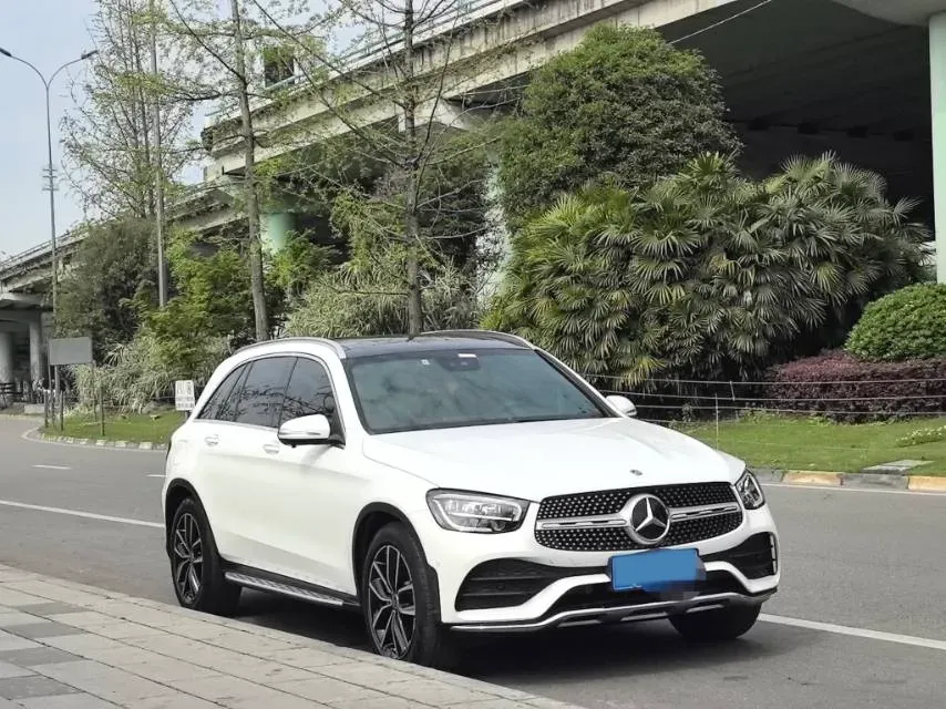 2020 Mercedes-Benz GLC Class 2.0T 258HP L4 9AT,autocango,china used car exporter,china ev exporter,chinese used car exporter,chinese used ev exporter