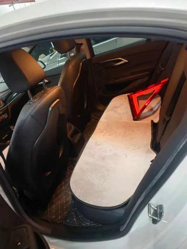 2020 BMW 1 Series 1.5T 140HP L3 7DCT,autocango,china used car exporter,china ev exporter,chinese used car exporter,chinese used ev exporter