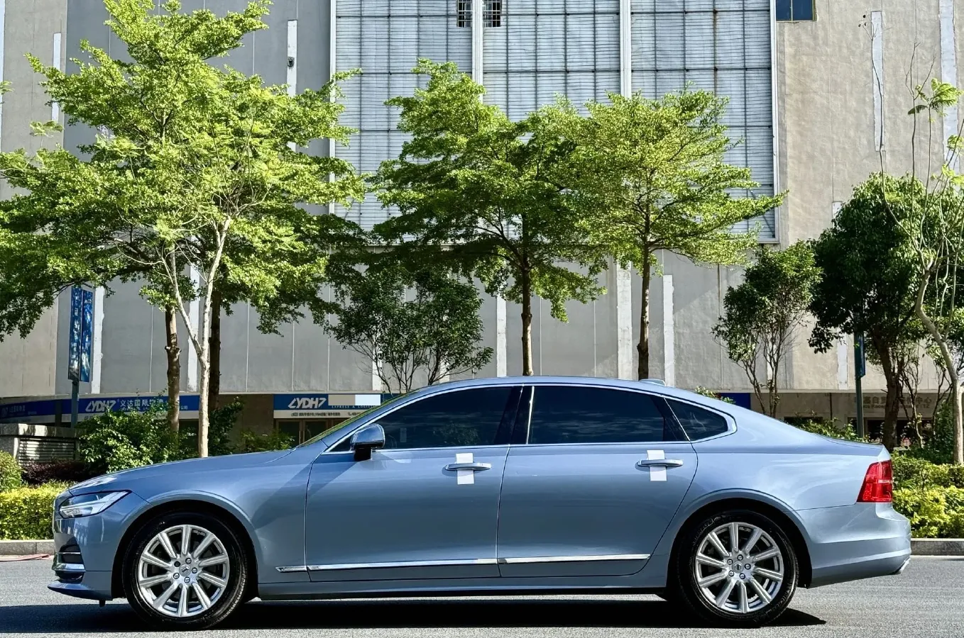 2020 Volvo S90 2.0T 254HP L4 8AT,autocango,china used car exporter,china ev exporter,chinese used car exporter,chinese used ev exporter