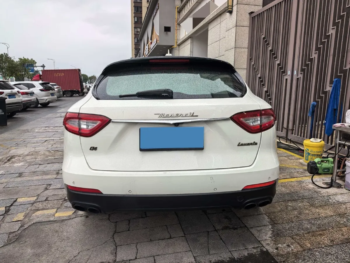 2018 Maserati Levante 3.0T 350HP V6 8AT,autocango,china used car exporter,china ev exporter,chinese used car exporter,chinese used ev exporter