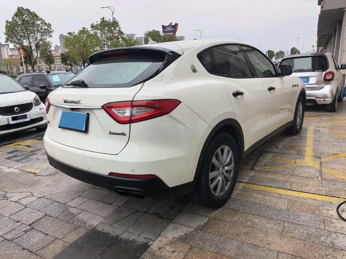 2018 Maserati Levante 3.0T 350HP V6 8AT,autocango,china used car exporter,china ev exporter,chinese used car exporter,chinese used ev exporter