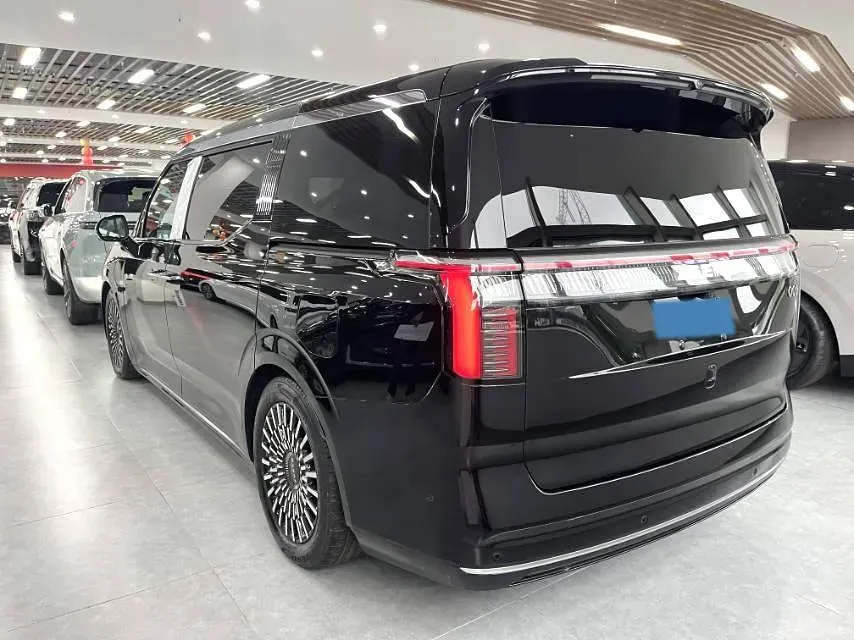 2024 Zeekr 009 BEV 108KWH,autocango,china used car exporter,china ev exporter,chinese used car exporter,chinese used ev exporter