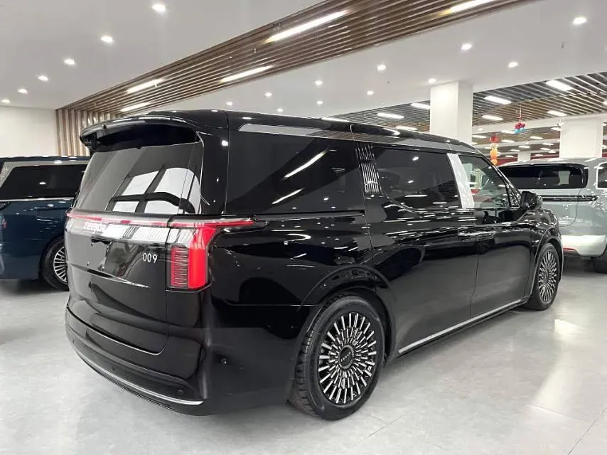 2024 Zeekr 009 BEV 108KWH,autocango,china used car exporter,china ev exporter,chinese used car exporter,chinese used ev exporter