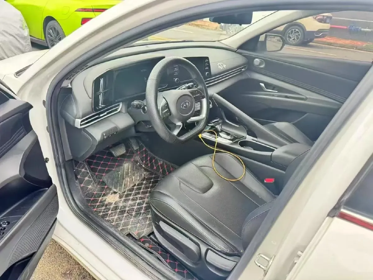 2021 Hyundai Elantra 1.5L 115HP L4 CVT,autocango,china used car exporter,china ev exporter,chinese used car exporter,chinese used ev exporter