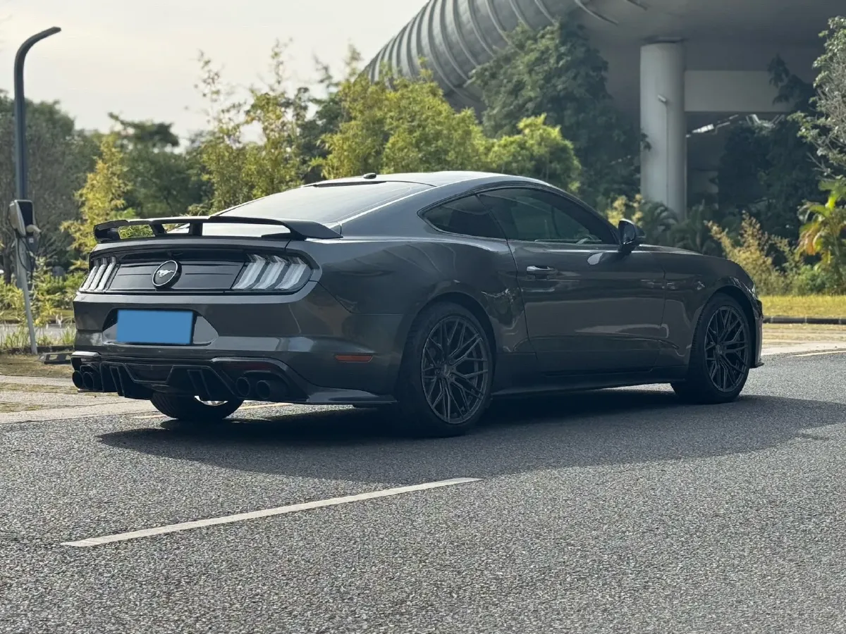 2020 Ford Mustang 2.3T 299HP L4 10AT,autocango,china used car exporter,china ev exporter,chinese used car exporter,chinese used ev exporter