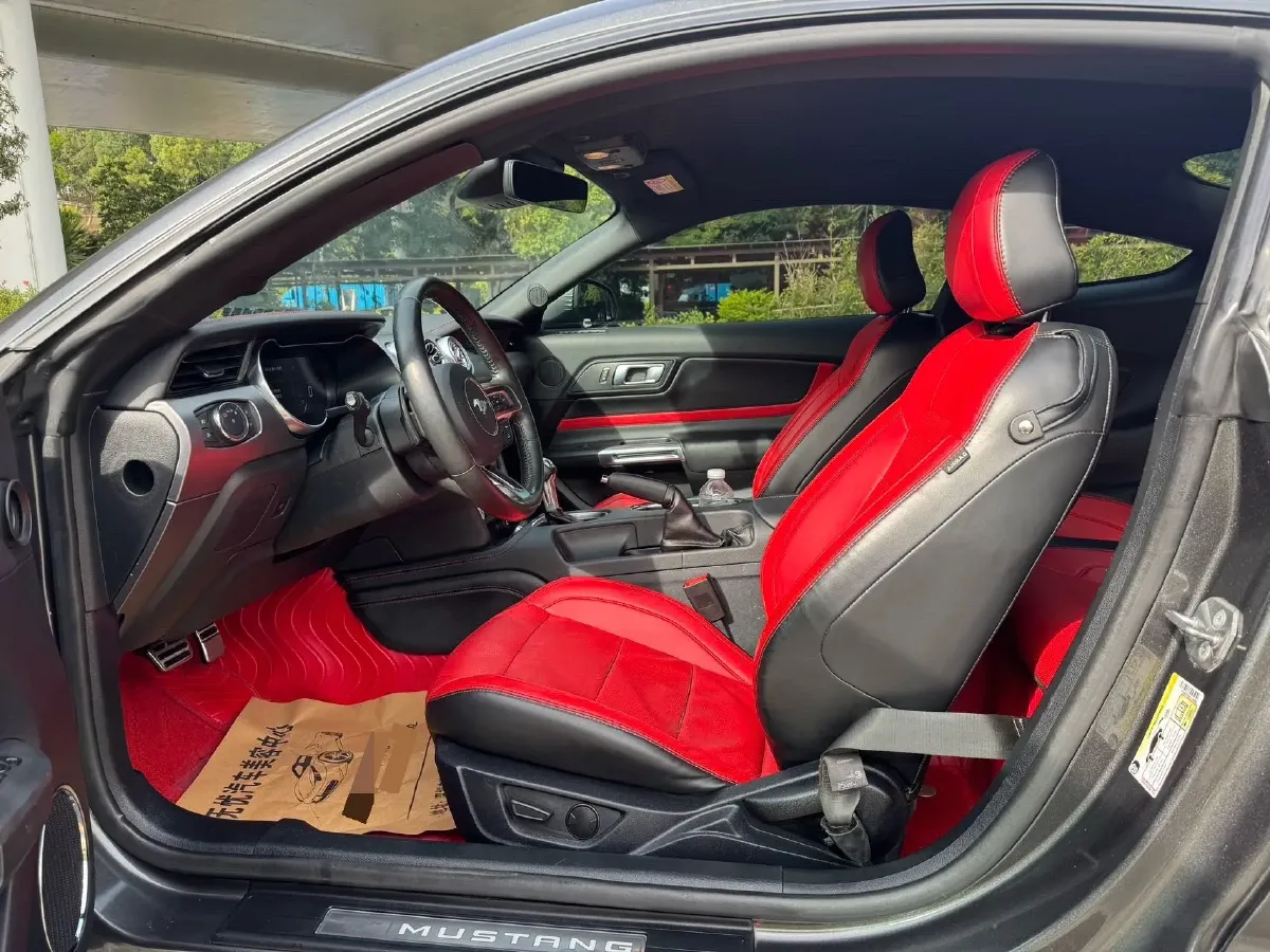 2020 Ford Mustang 2.3T 299HP L4 10AT,autocango,china used car exporter,china ev exporter,chinese used car exporter,chinese used ev exporter