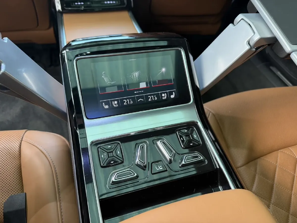 2024 Audi A8 3.0T 340HP V6 8AT,autocango,china used car exporter,china ev exporter,chinese used car exporter,chinese used ev exporter